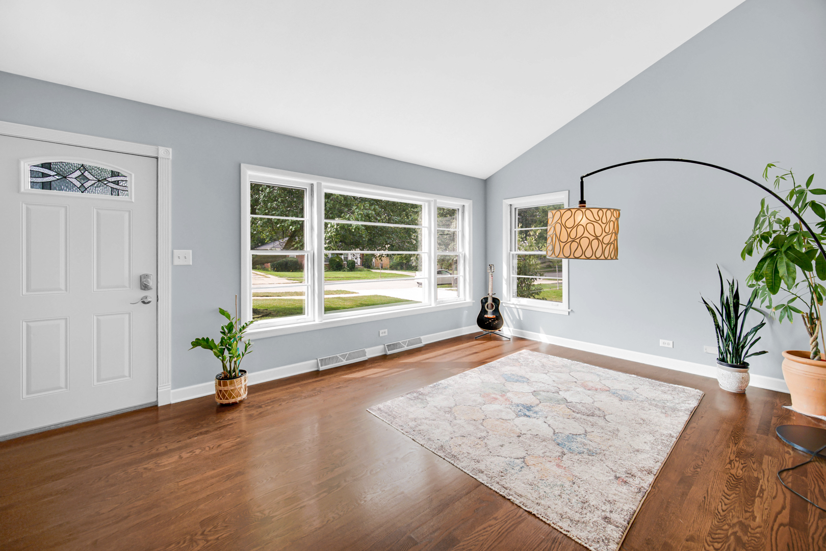 338 MAPLE Street, Glen Ellyn, IL 60137