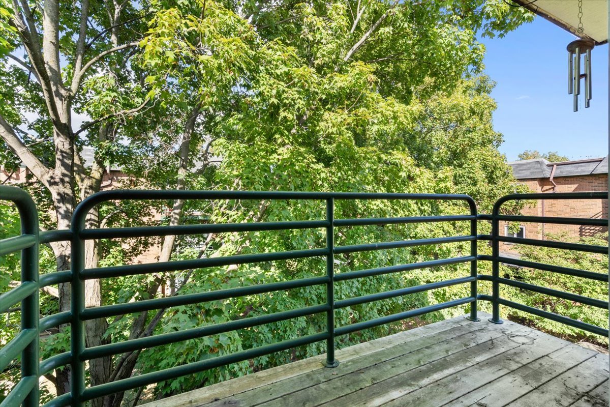 928 Casey Court #5, Schaumburg, IL 60173
