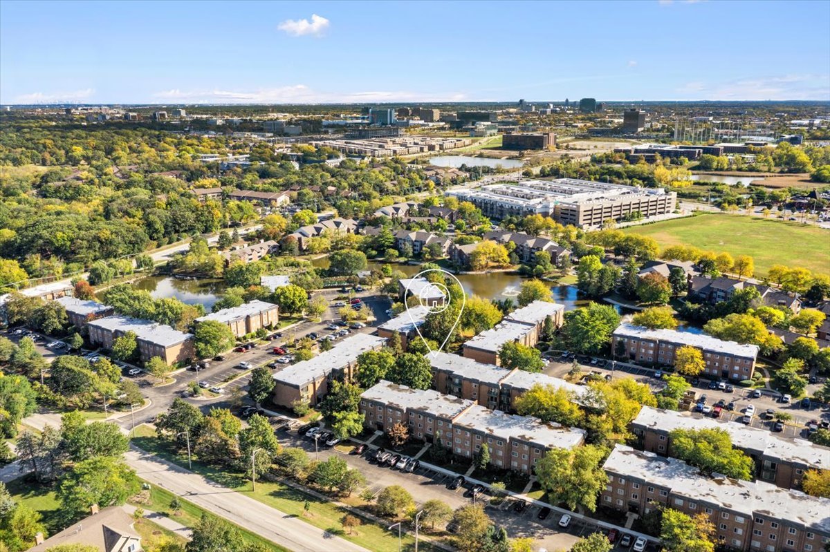 928 Casey Court #5, Schaumburg, IL 60173
