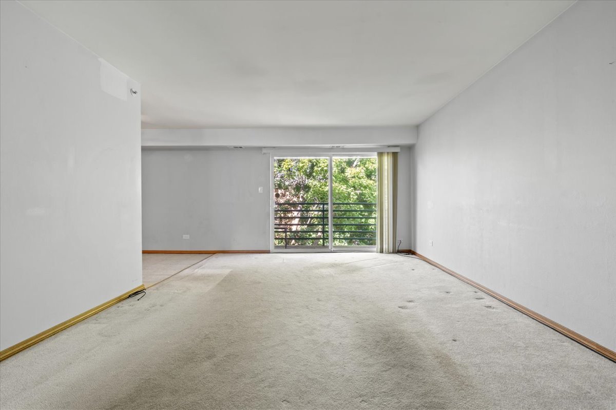 928 Casey Court #5, Schaumburg, IL 60173