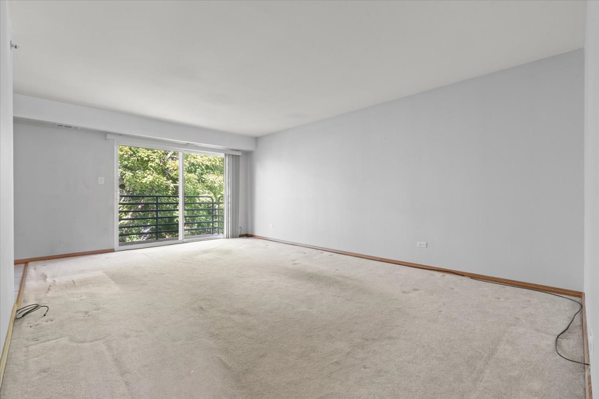 928 Casey Court #5, Schaumburg, IL 60173