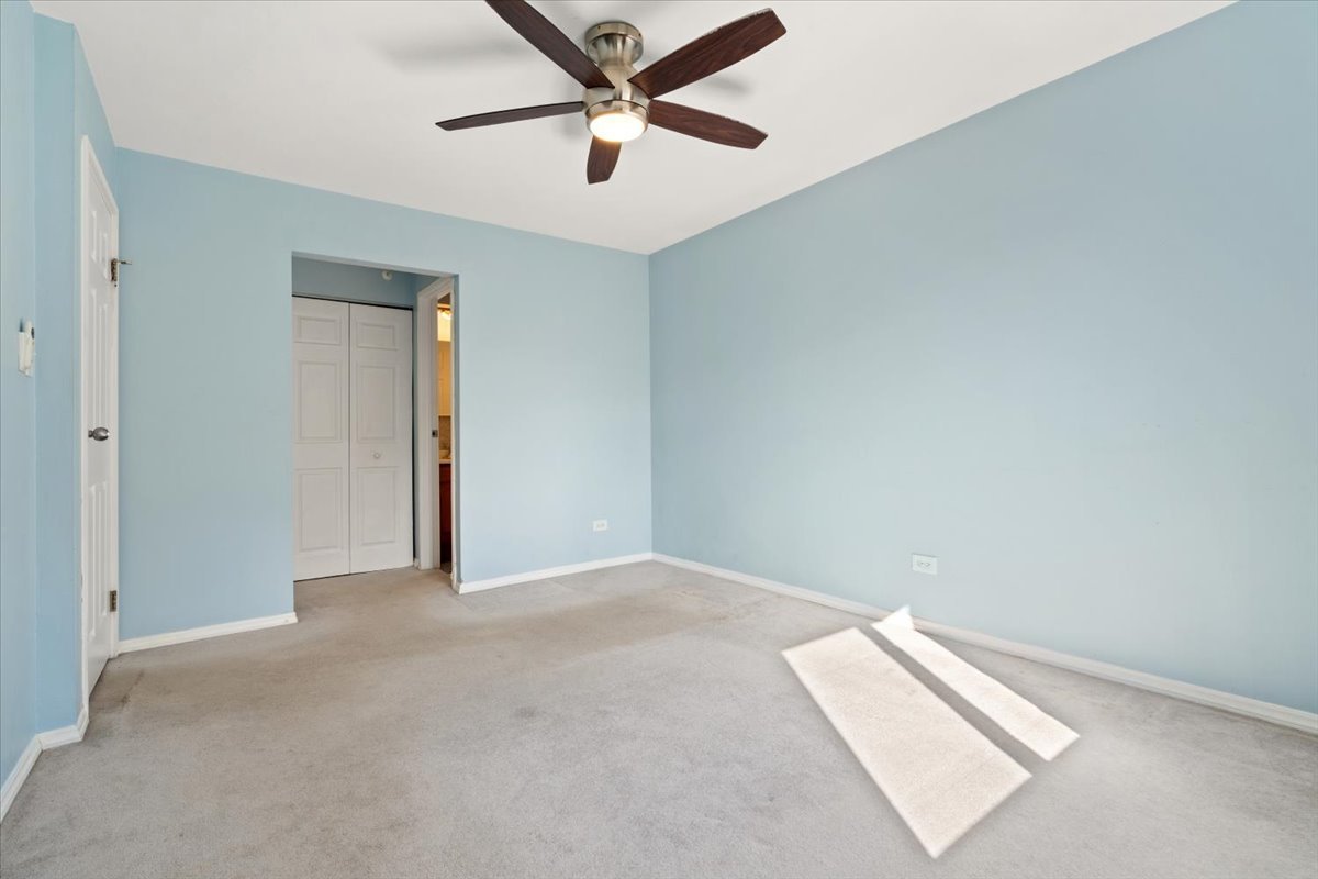 928 Casey Court #5, Schaumburg, IL 60173