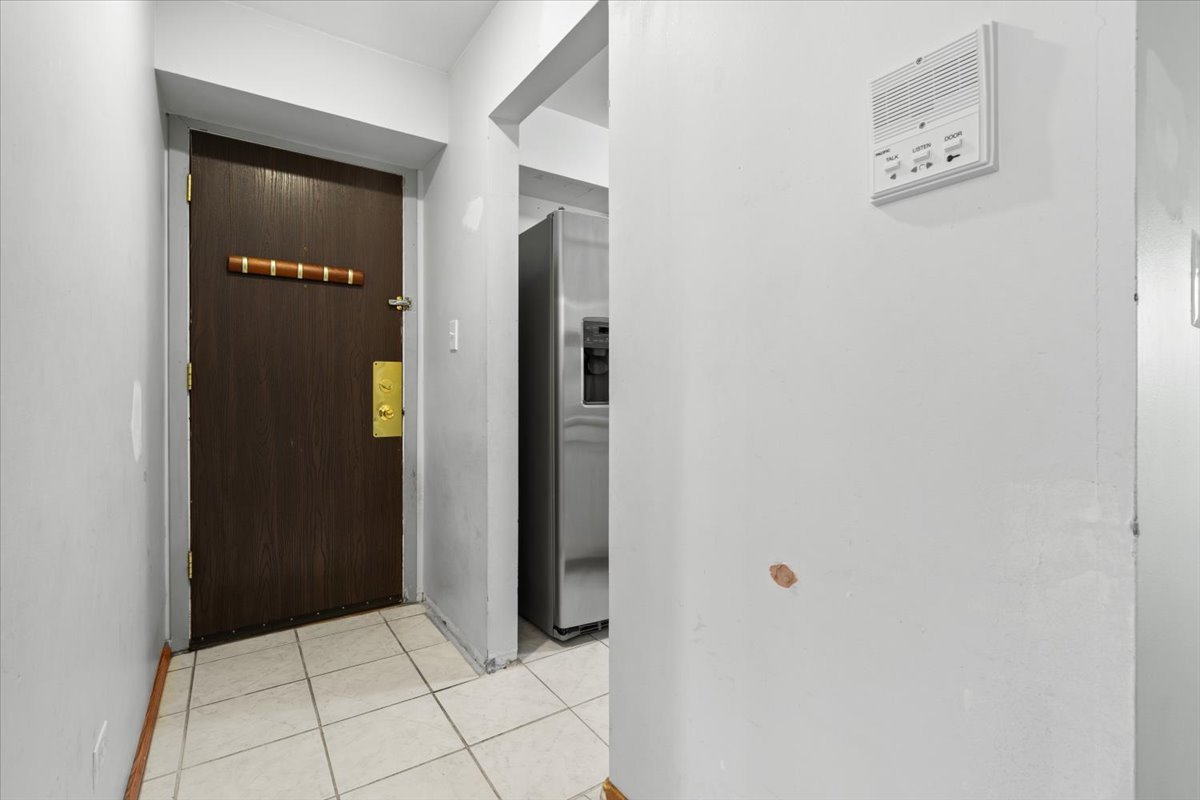 928 Casey Court #5, Schaumburg, IL 60173