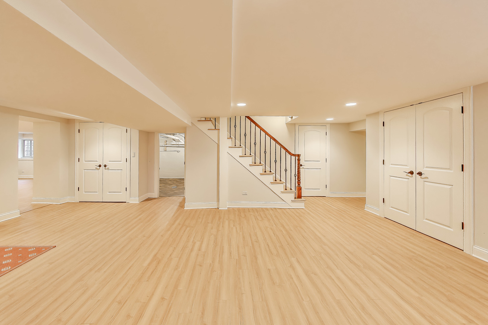 1634 S Cumberland Avenue, Park Ridge, IL 60068