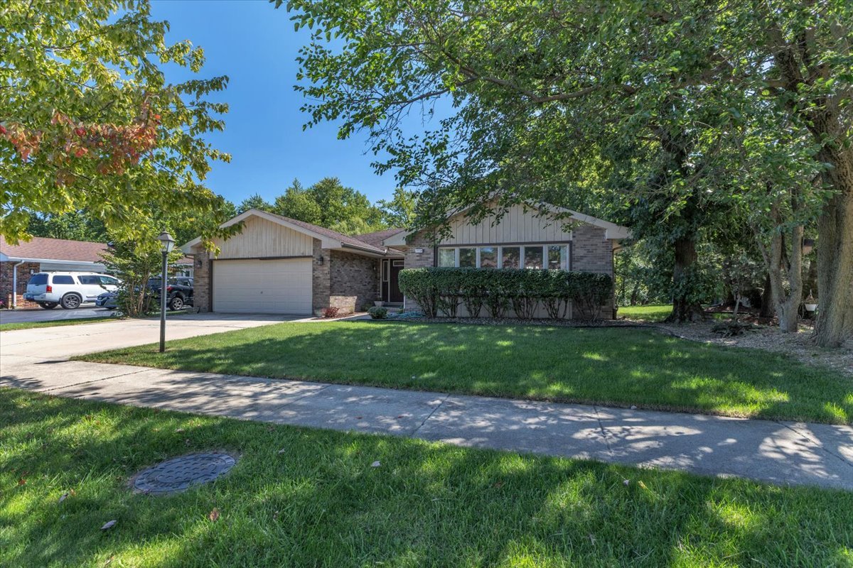 17339 Kimbark Avenue, South Holland, IL 60473