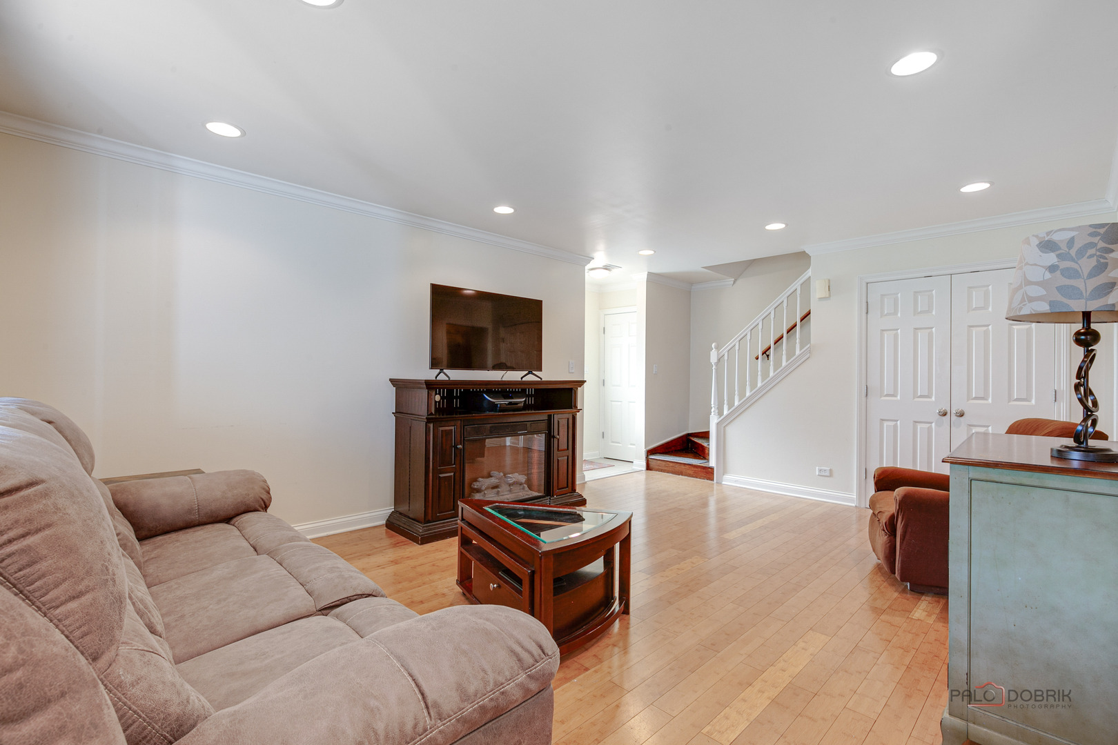 365 Jefferson Court, Vernon Hills, IL 60061