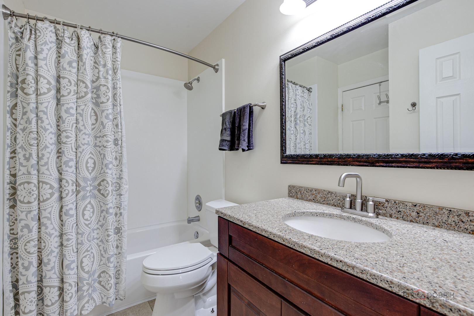 365 Jefferson Court, Vernon Hills, IL 60061