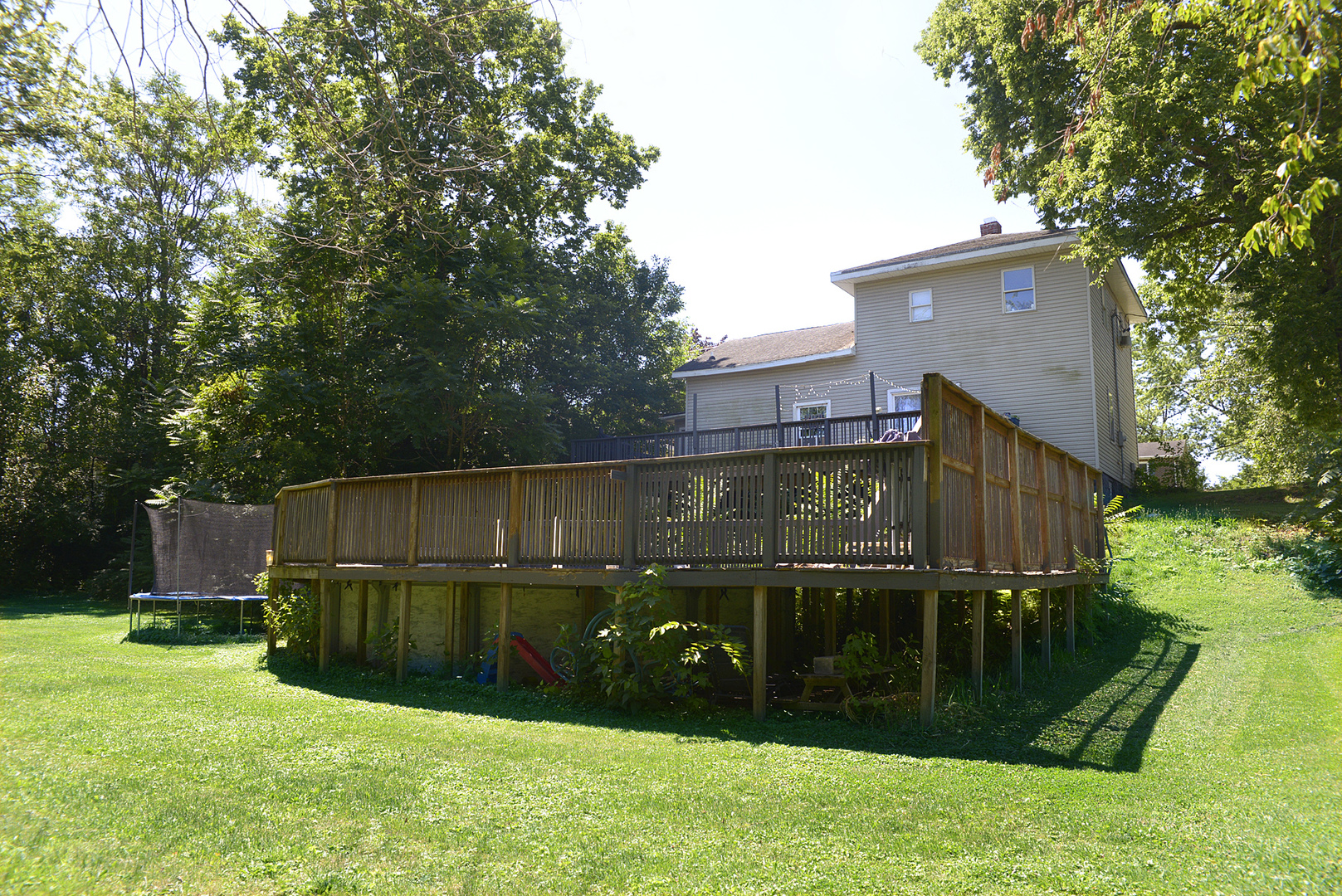 207 E Lincoln Street, Seneca, IL 61360
