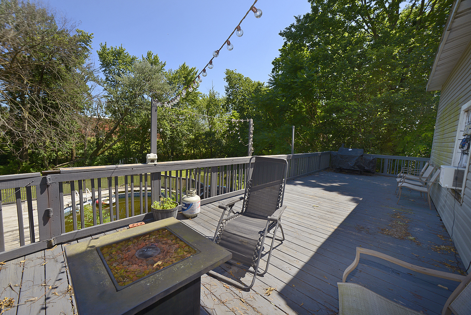 207 E Lincoln Street, Seneca, IL 61360