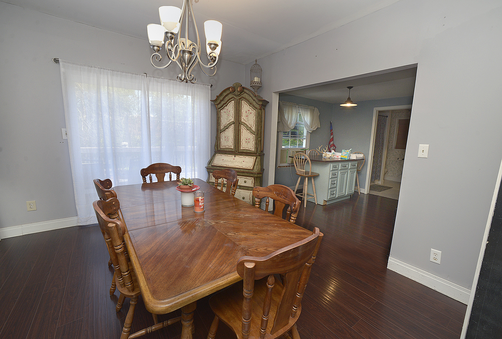 207 E Lincoln Street, Seneca, IL 61360