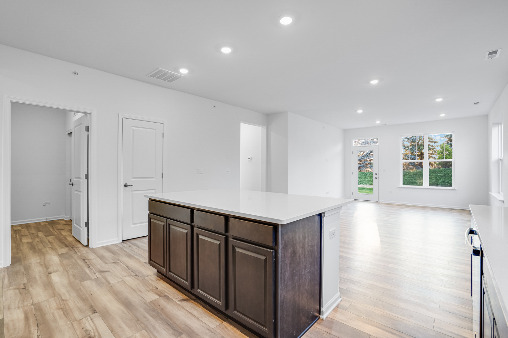 12241 Barcroft Circle, Huntley, IL 60142