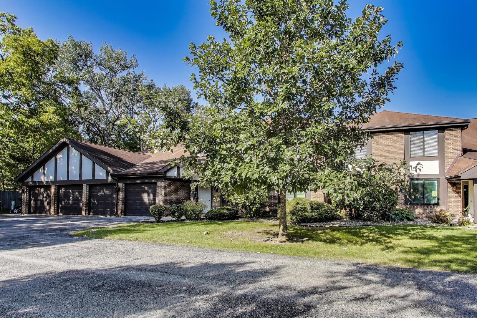 5836 Doe Circle #1-1, Westmont, IL 60559