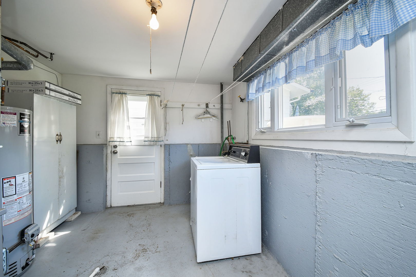 319 W Edson Place, Lombard, IL 60148