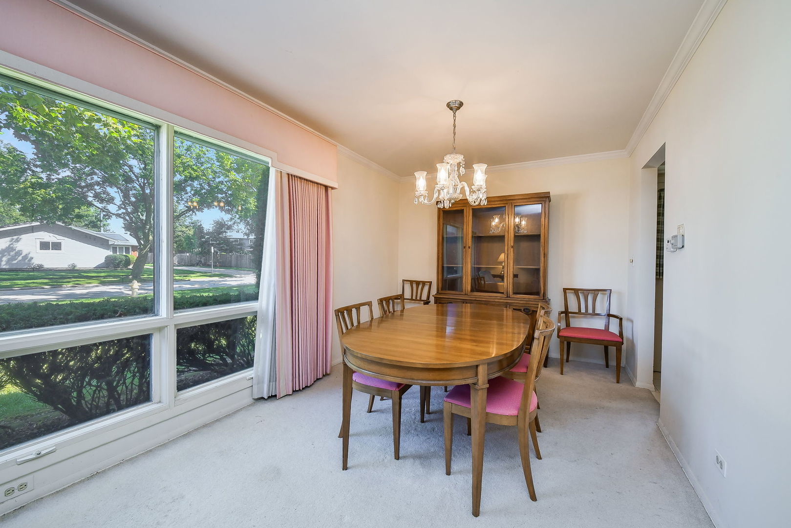 319 W Edson Place, Lombard, IL 60148