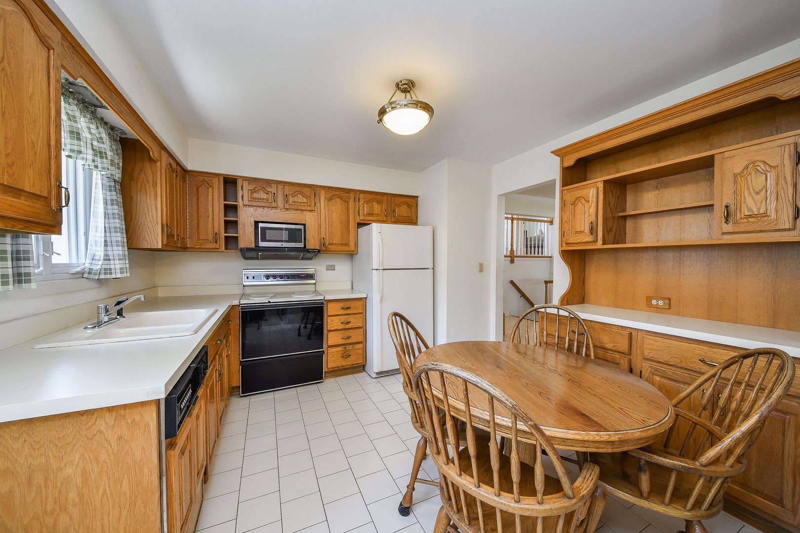 319 W Edson Place, Lombard, IL 60148