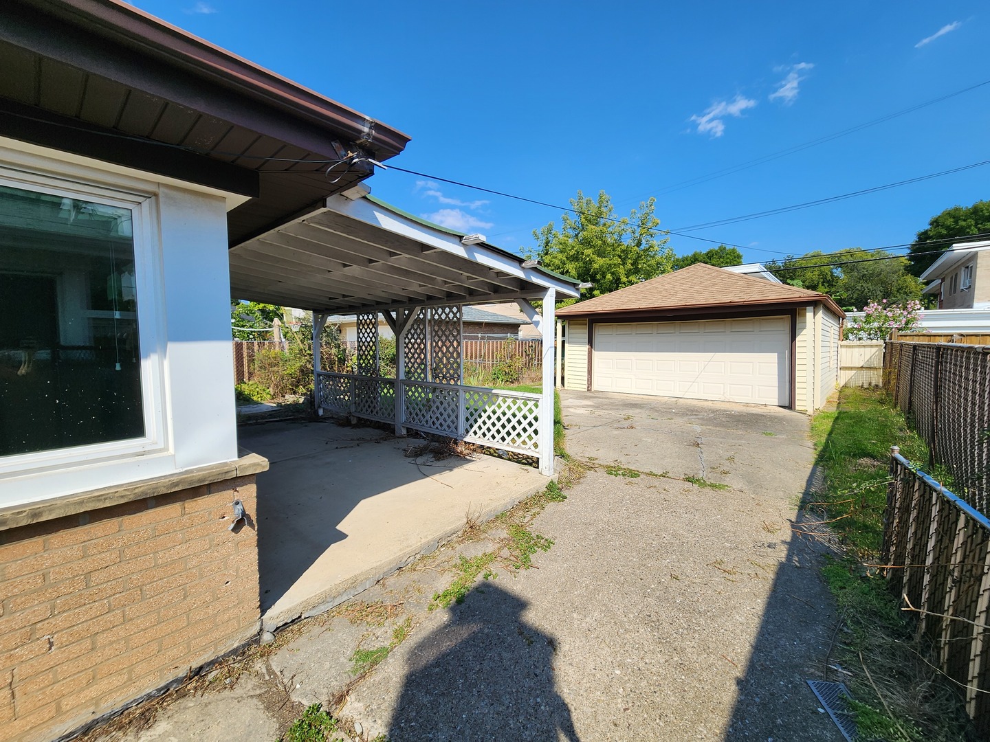 6221 N La Crosse Avenue, Chicago, IL 60646