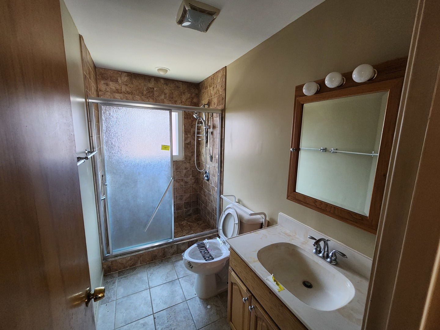 6221 N La Crosse Avenue, Chicago, IL 60646
