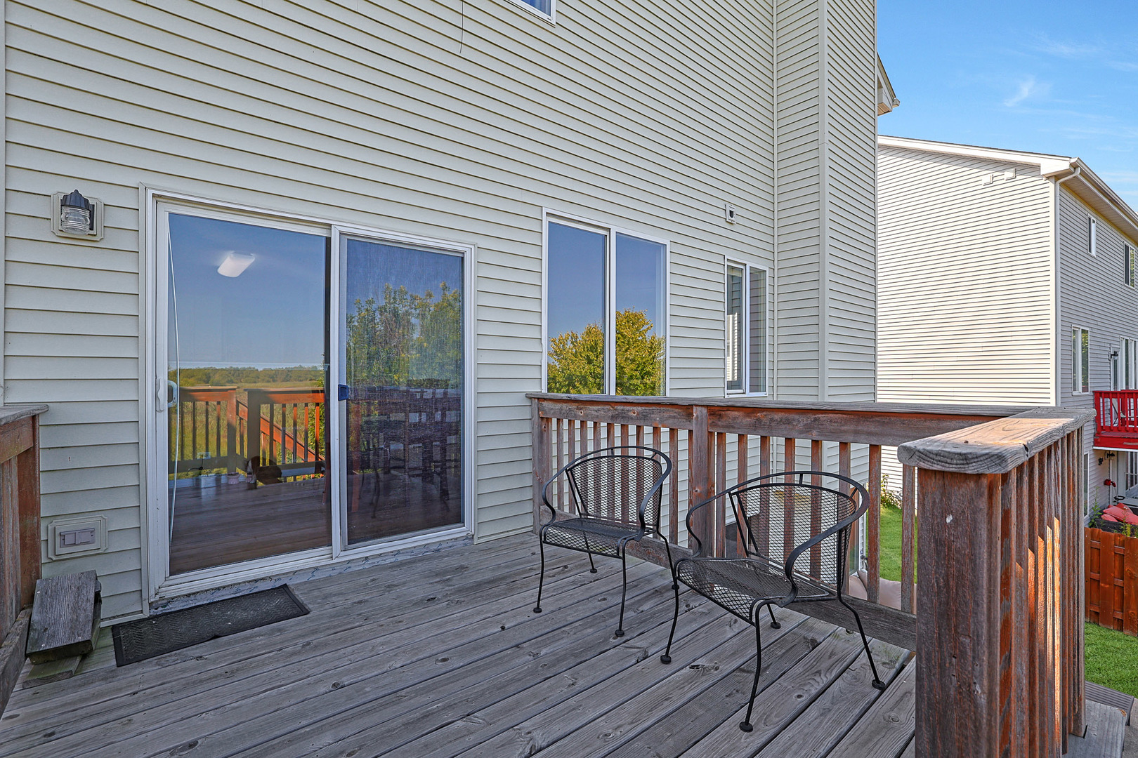 1851 S Hamlin Lane, Round Lake, IL 60073