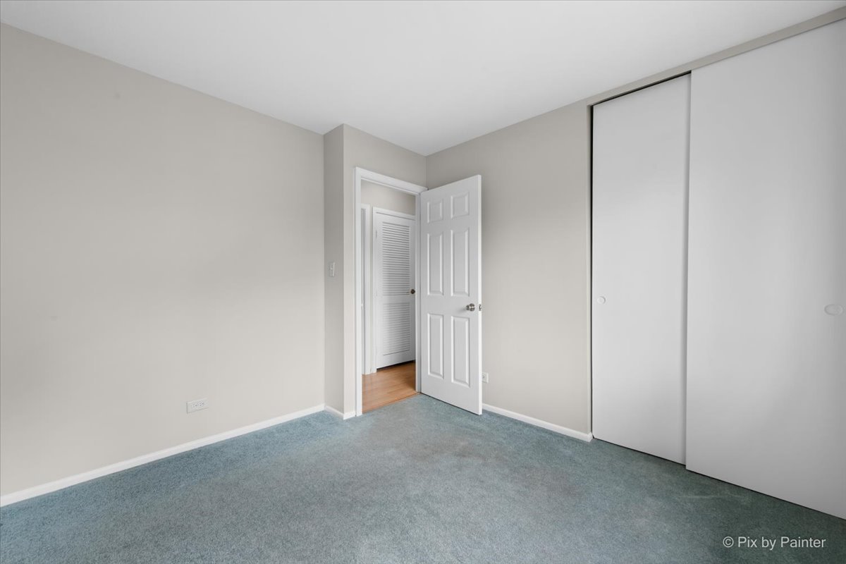 1607 W Celebrity Circle, Hanover Park, IL 60133