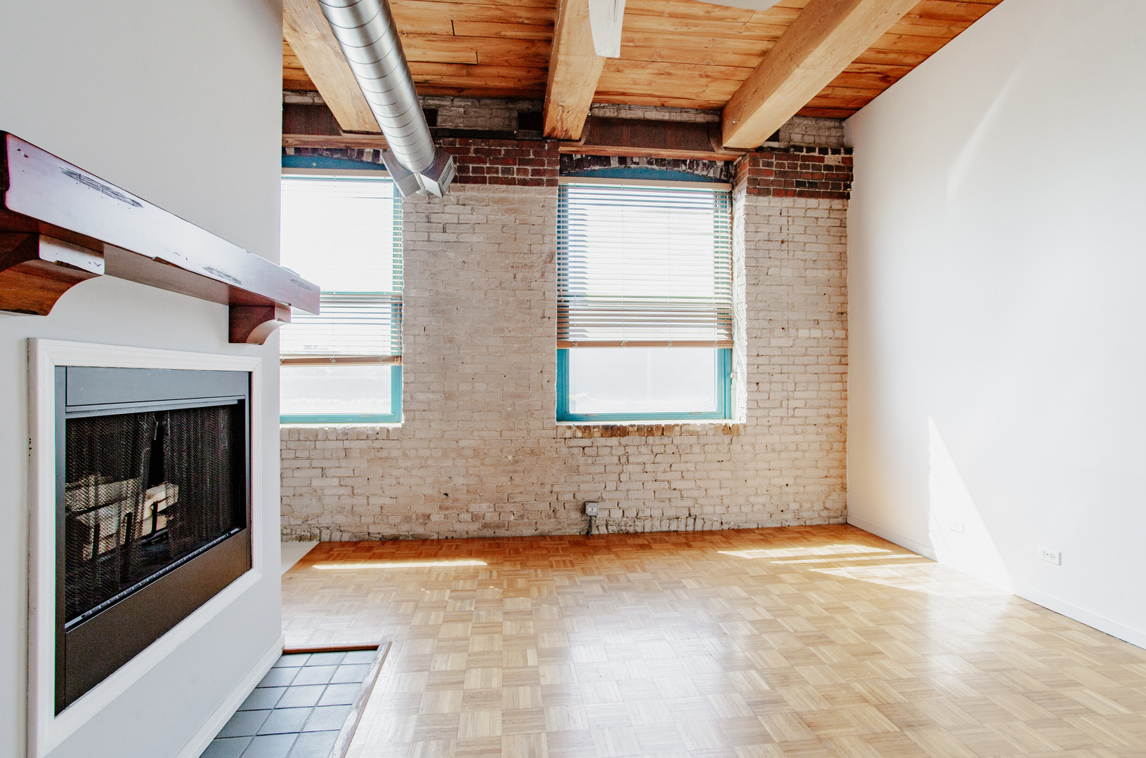 4745 N Ravenswood Avenue #210, Chicago, IL 60640