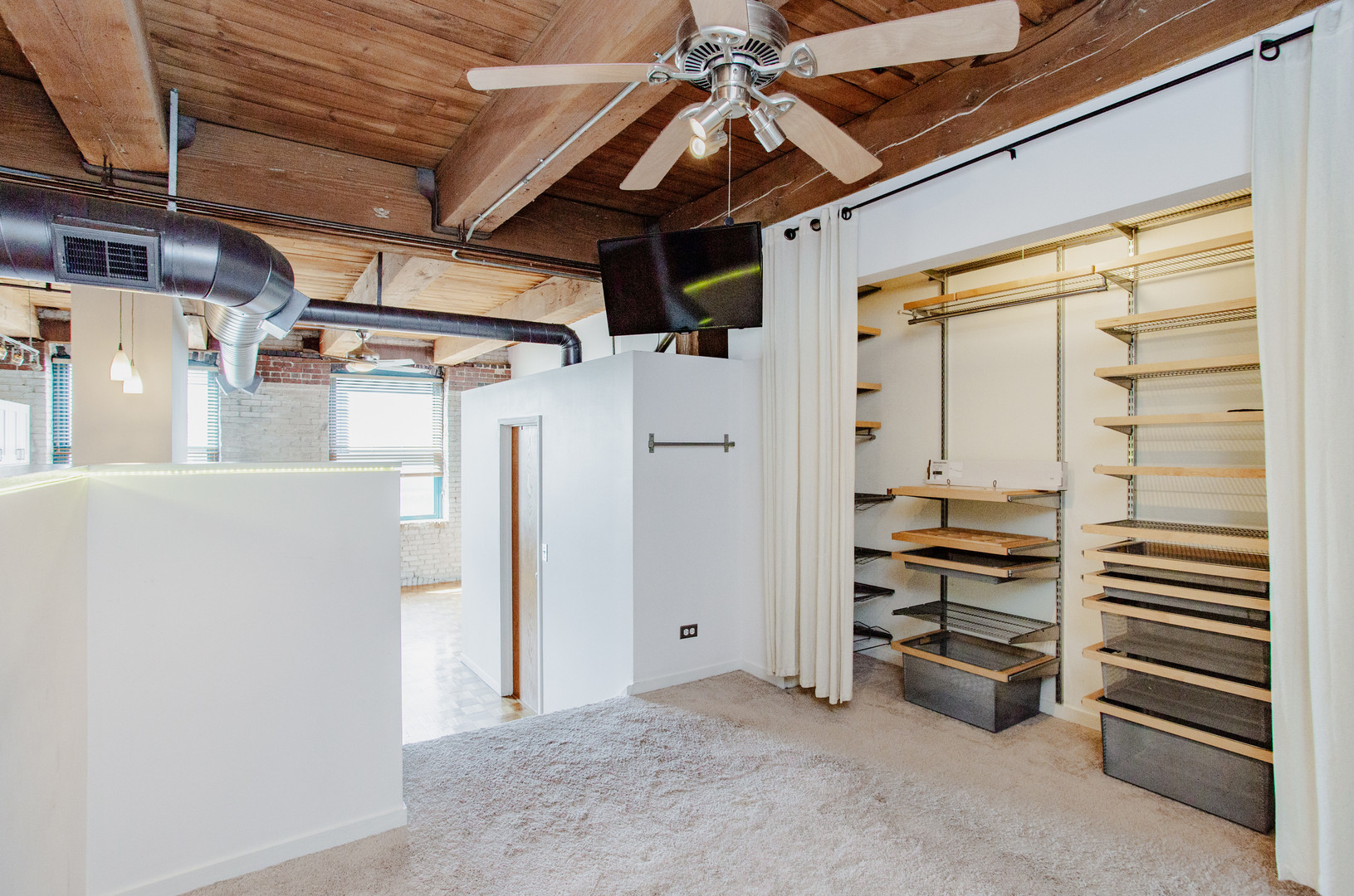 4745 N Ravenswood Avenue #210, Chicago, IL 60640