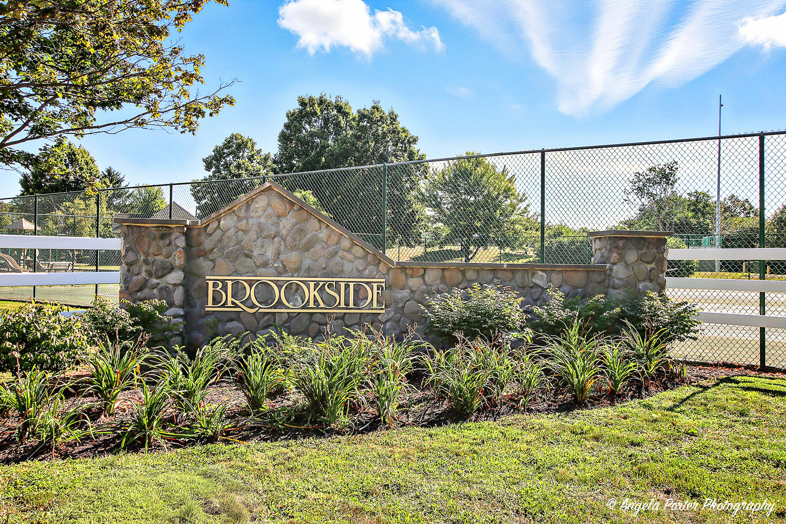 17687 W Running Creek Court, Gurnee, IL 60031