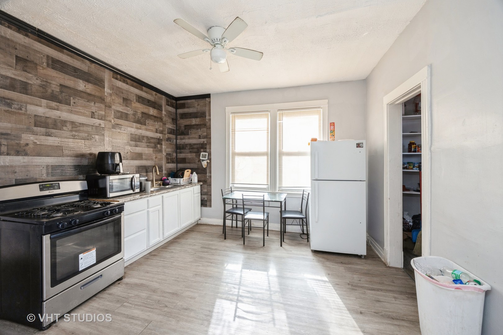 7514 S Dante Avenue, Chicago, IL 60619