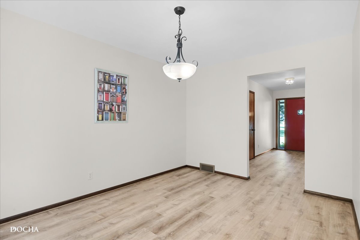 171 Woodland Drive, Plano, IL 60545