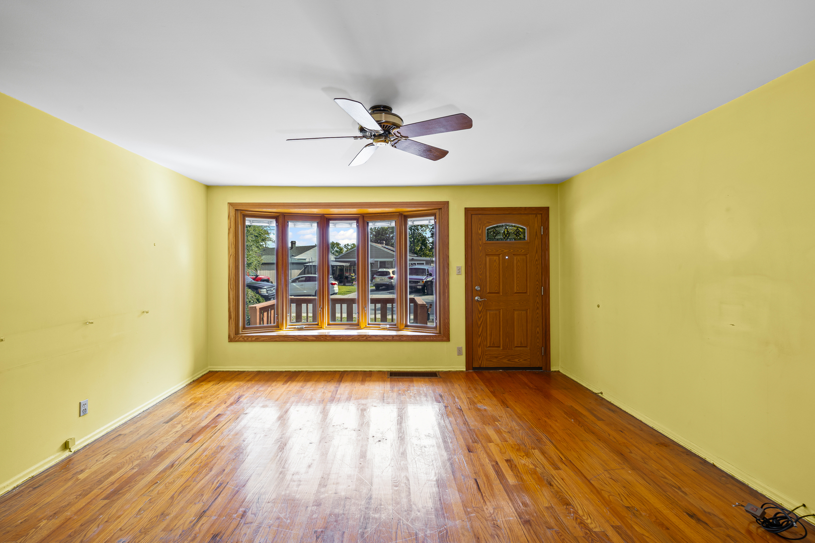 8100 S Kilpatrick Avenue, Chicago, IL 60652