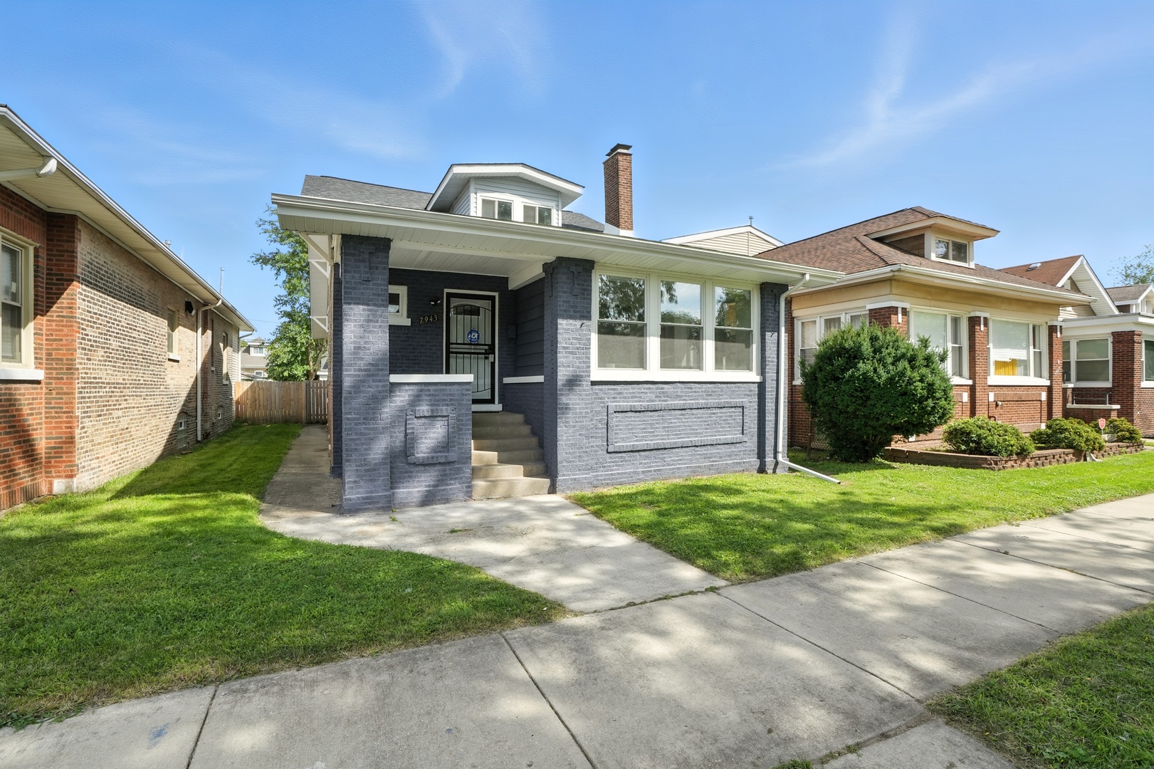 7943 S Bennett Avenue, Chicago, IL 60617