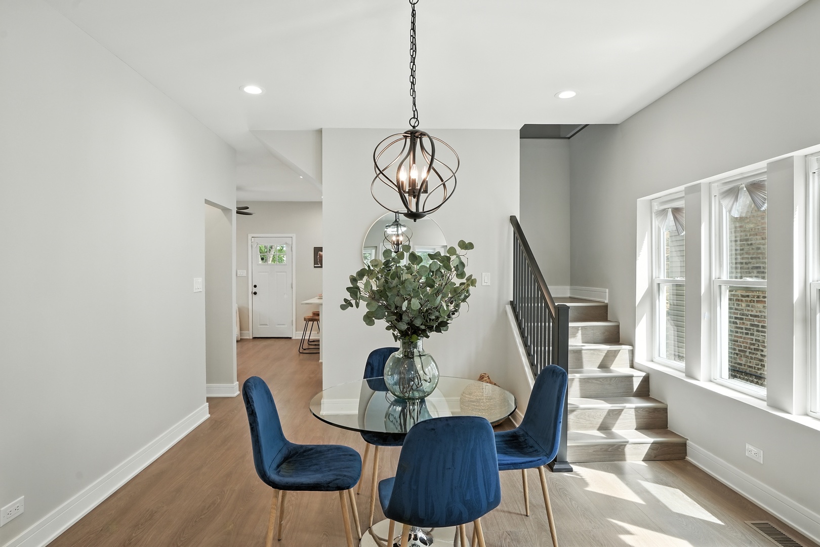7943 S Bennett Avenue, Chicago, IL 60617