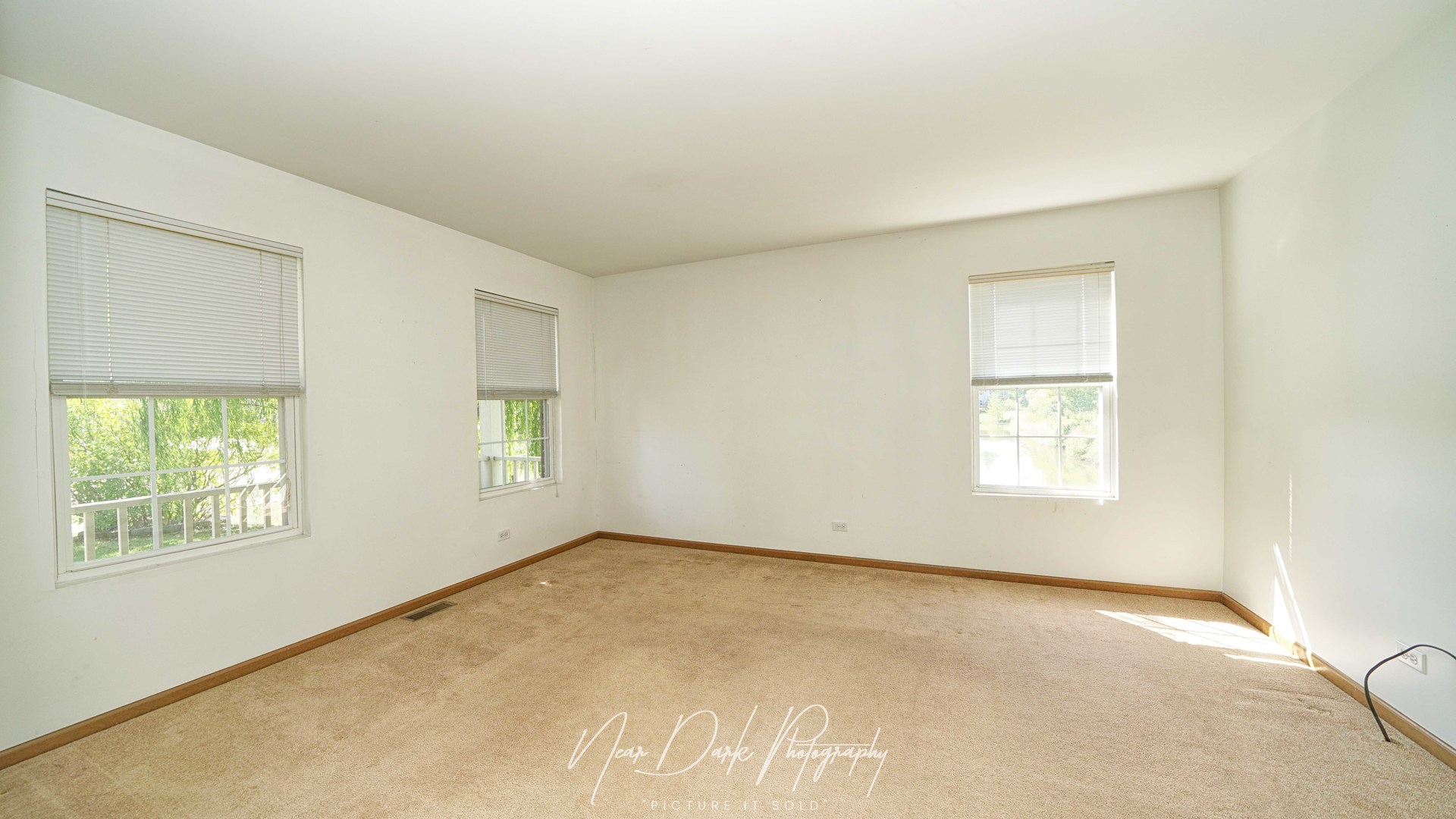 2292 Iroquois Lane, Round Lake Heights, IL 60073