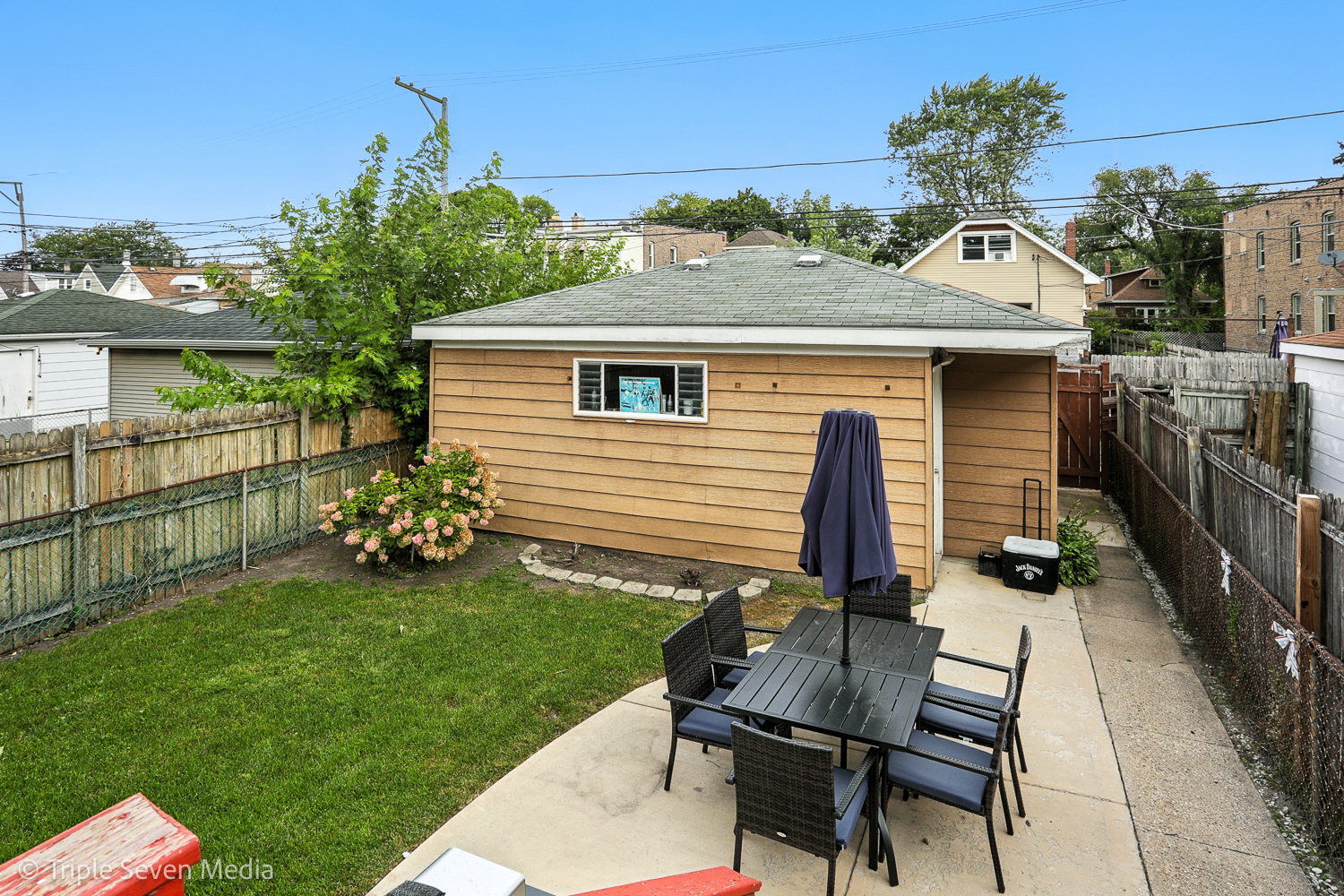 5006 W Wolfram Street, Chicago, IL 60641