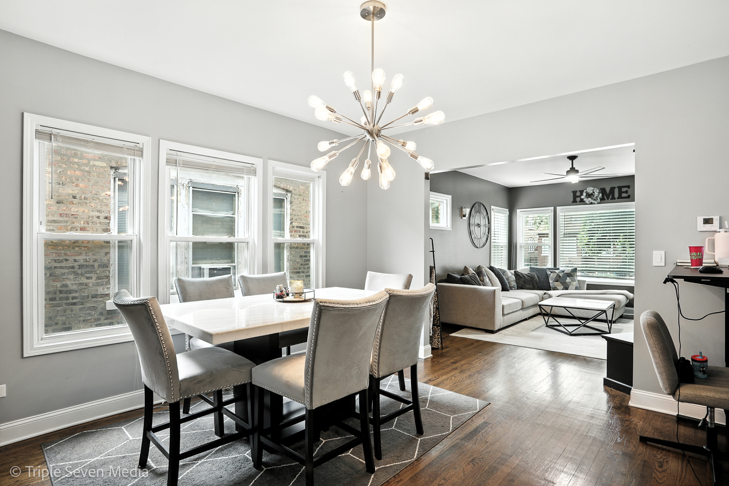 5006 W Wolfram Street, Chicago, IL 60641