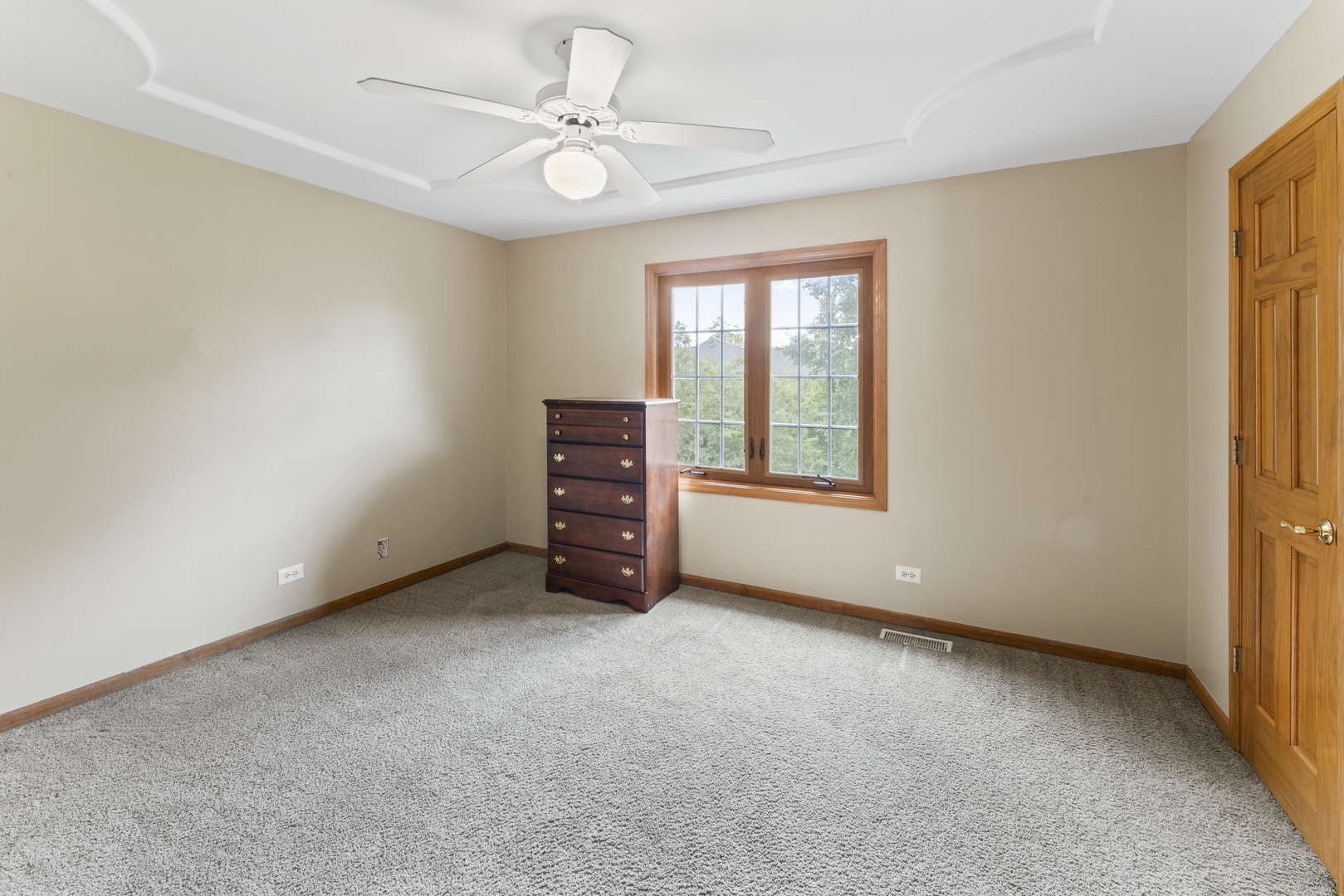 2524 Freeland Court, Naperville, IL 60564