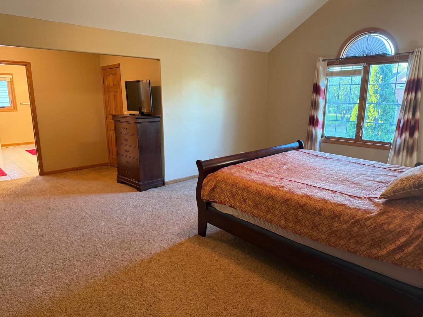 2524 Freeland Court, Naperville, IL 60564