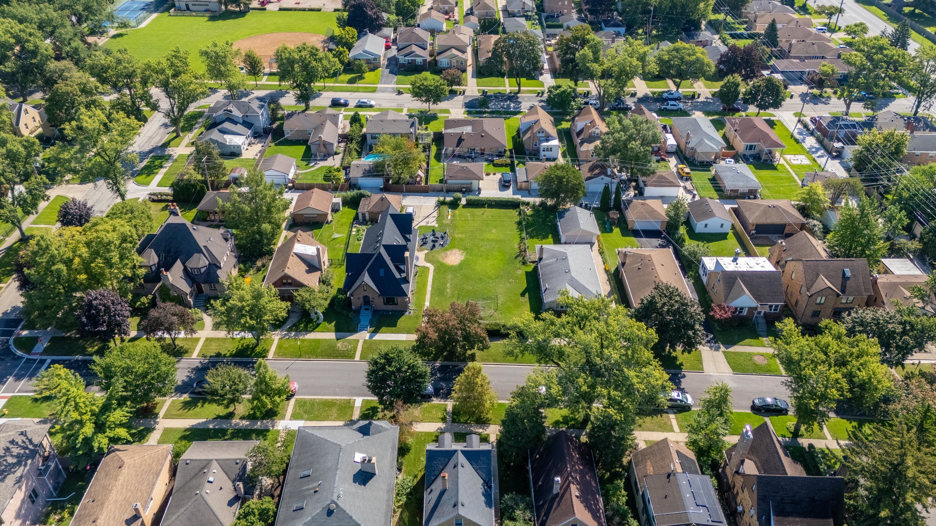 8041 N Merrill Street, Niles, IL 60714