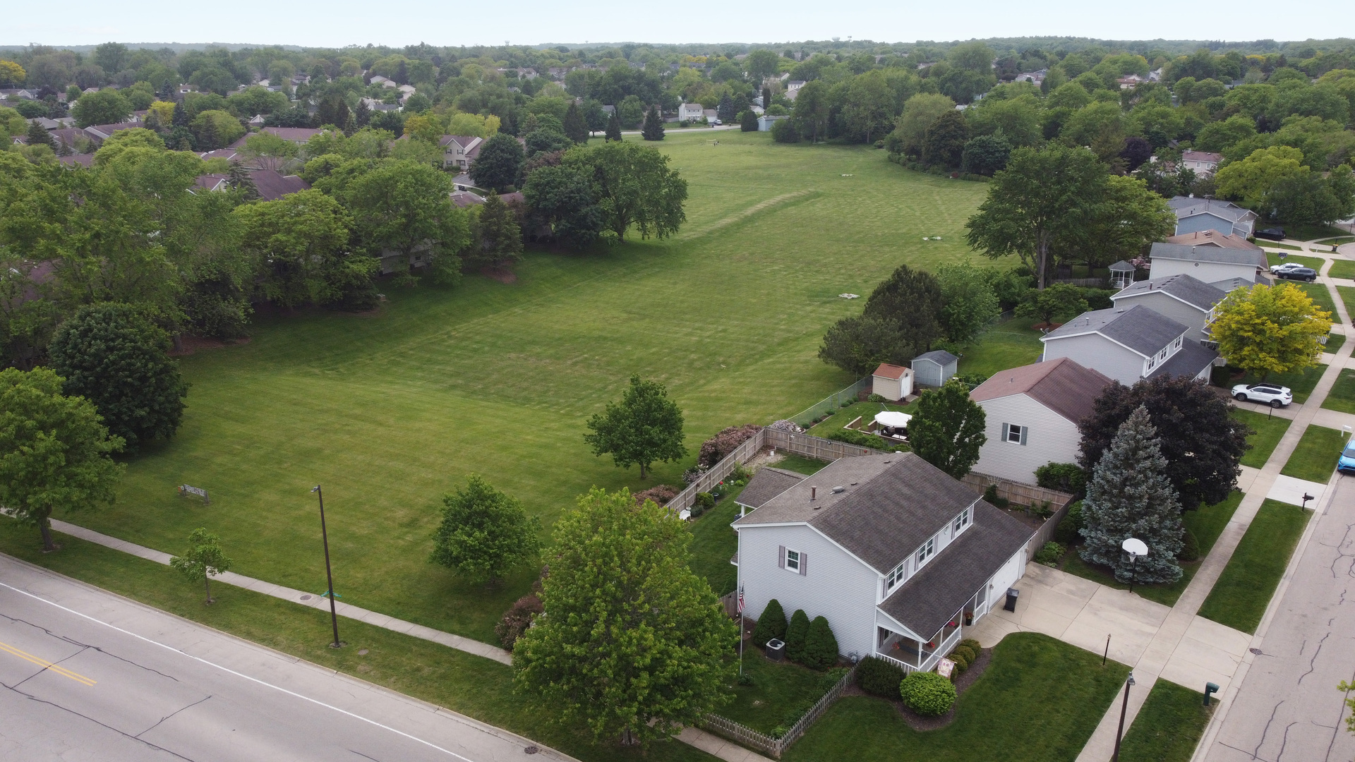 105 Abbeywood Circle, Streamwood, IL 60107