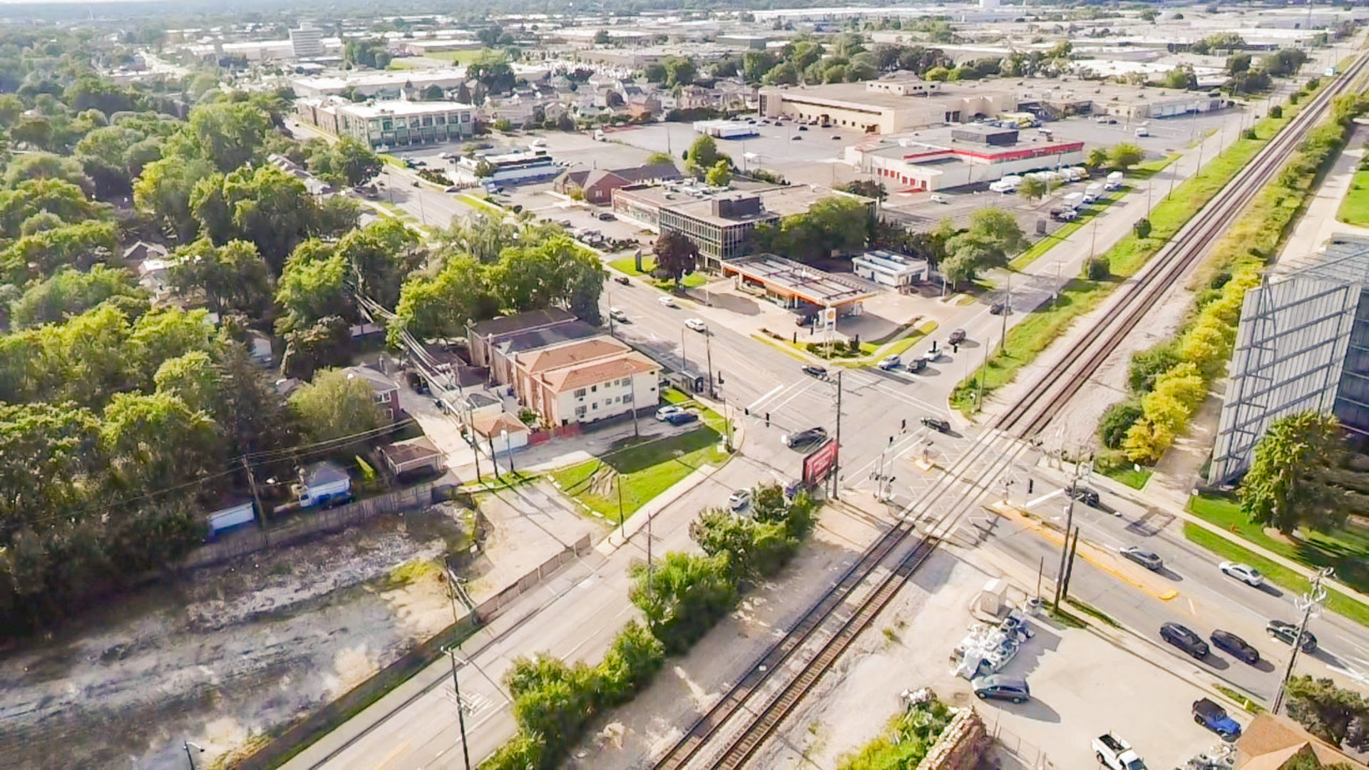 5942-5948 W Touhy Avenue, Niles, IL 60714