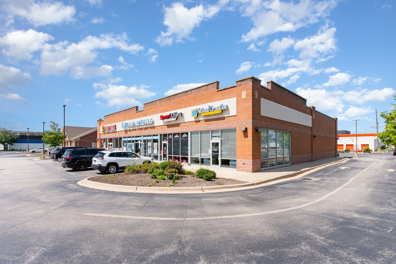 5942-5948 W Touhy Avenue, Niles, IL 60714