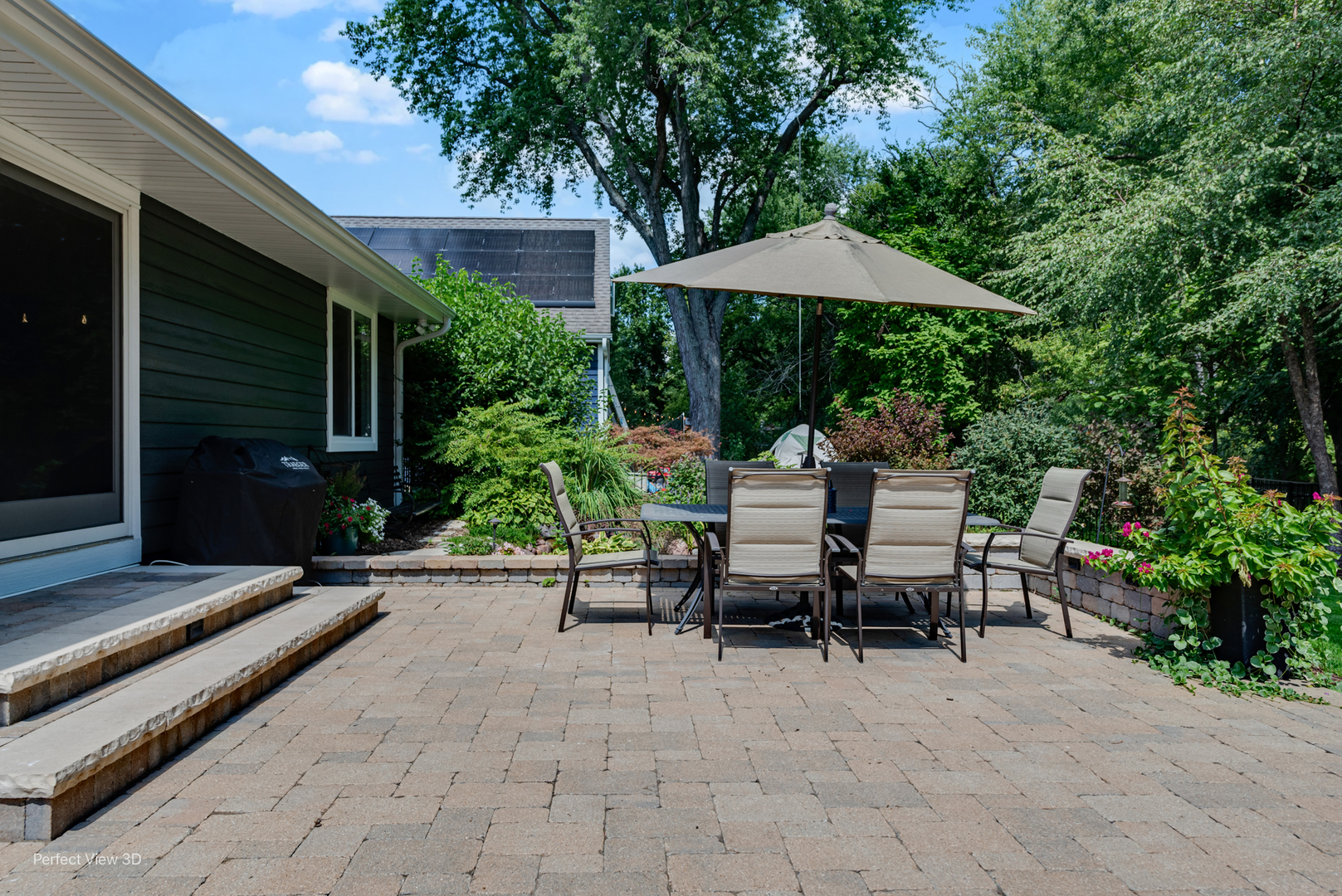 57 Pine Tree Row, Lake Zurich, IL 60047
