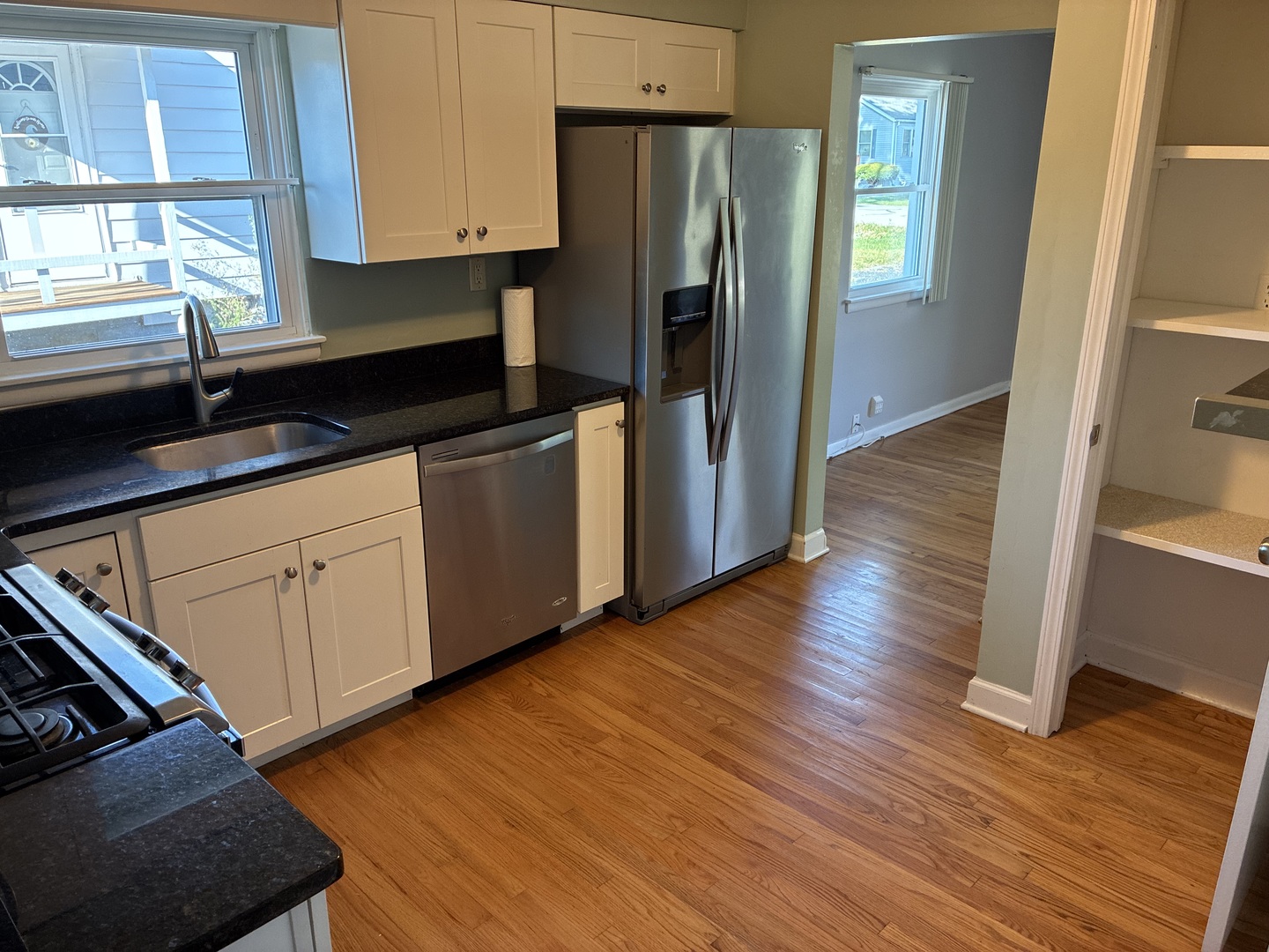 4028 N Park Street, Westmont, IL 60559