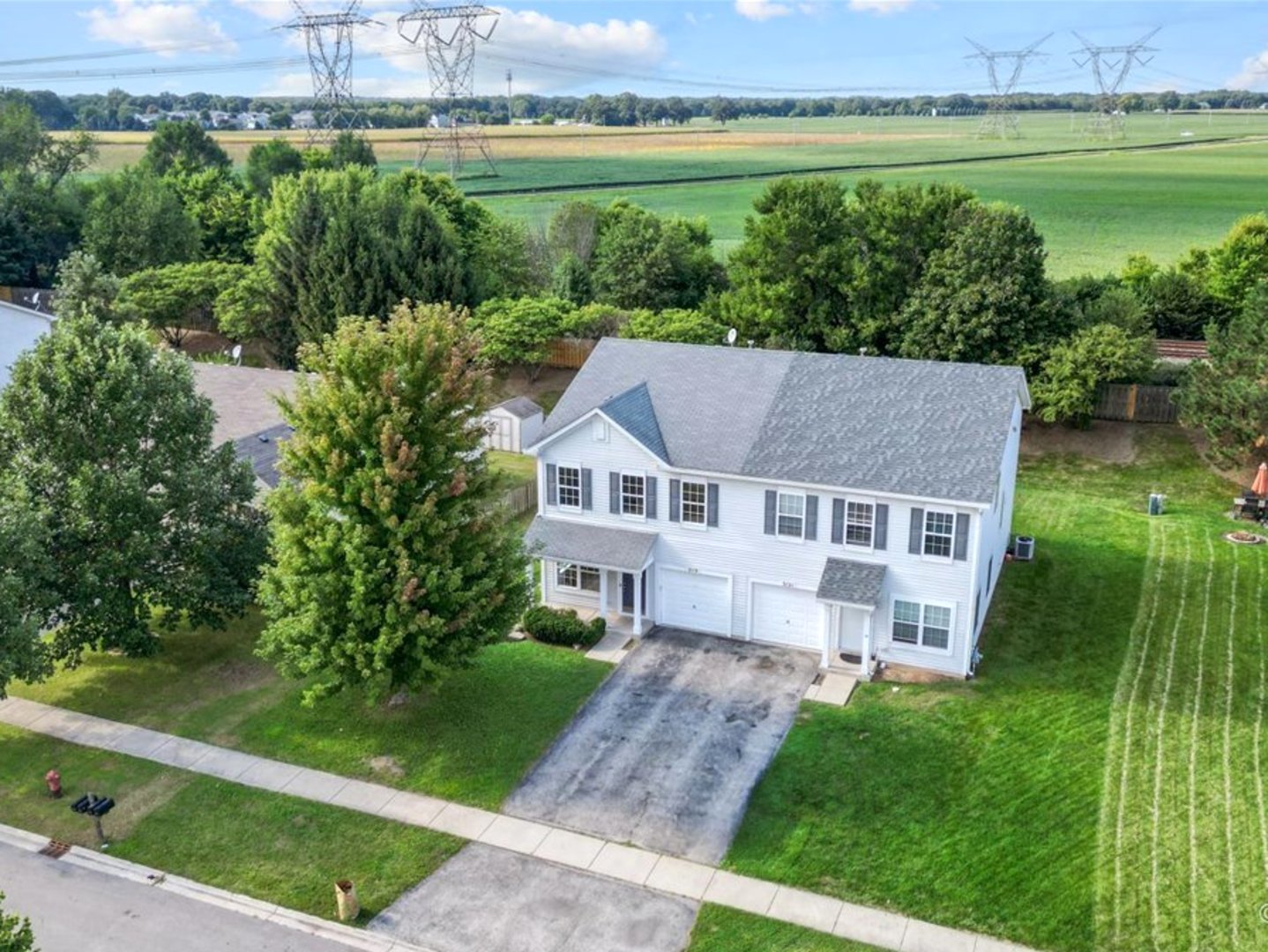 3119 HOFFMAN Street, Plano, IL 60545