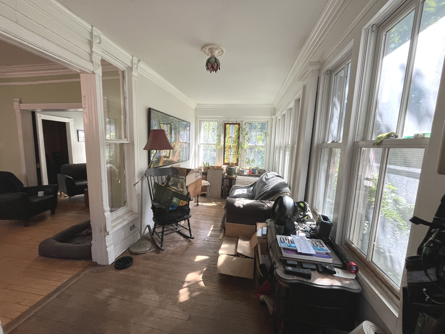 6957 N Hamilton Avenue, Chicago, IL 60645