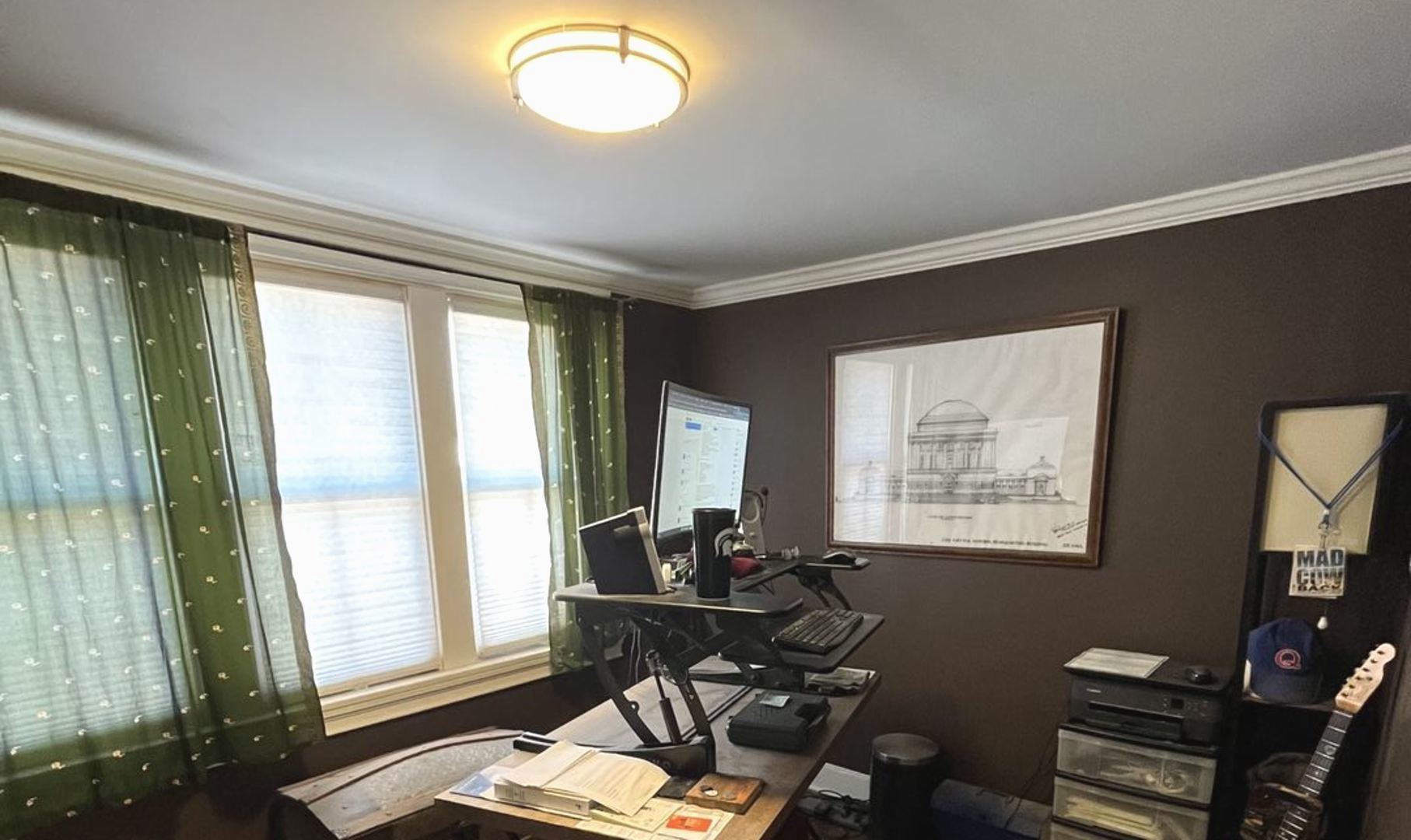 6957 N Hamilton Avenue, Chicago, IL 60645