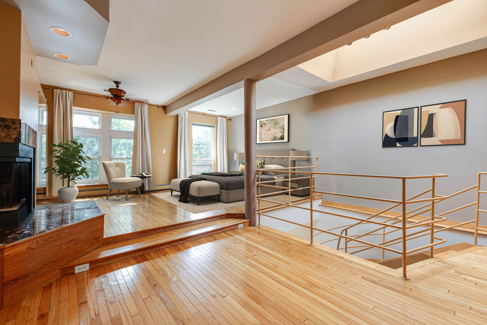 902 W Newport Avenue, Chicago, IL 60657