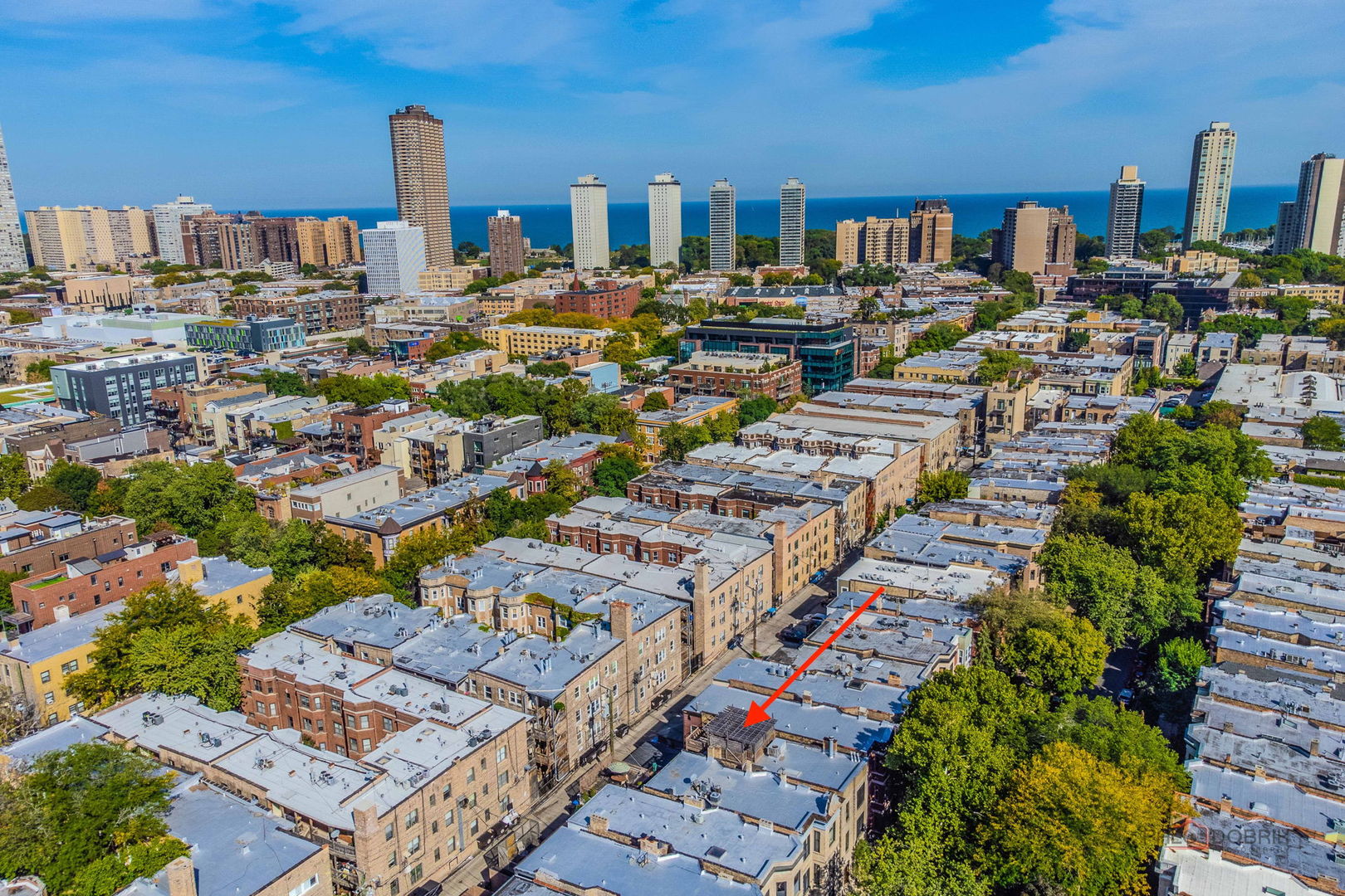 902 W Newport Avenue, Chicago, IL 60657