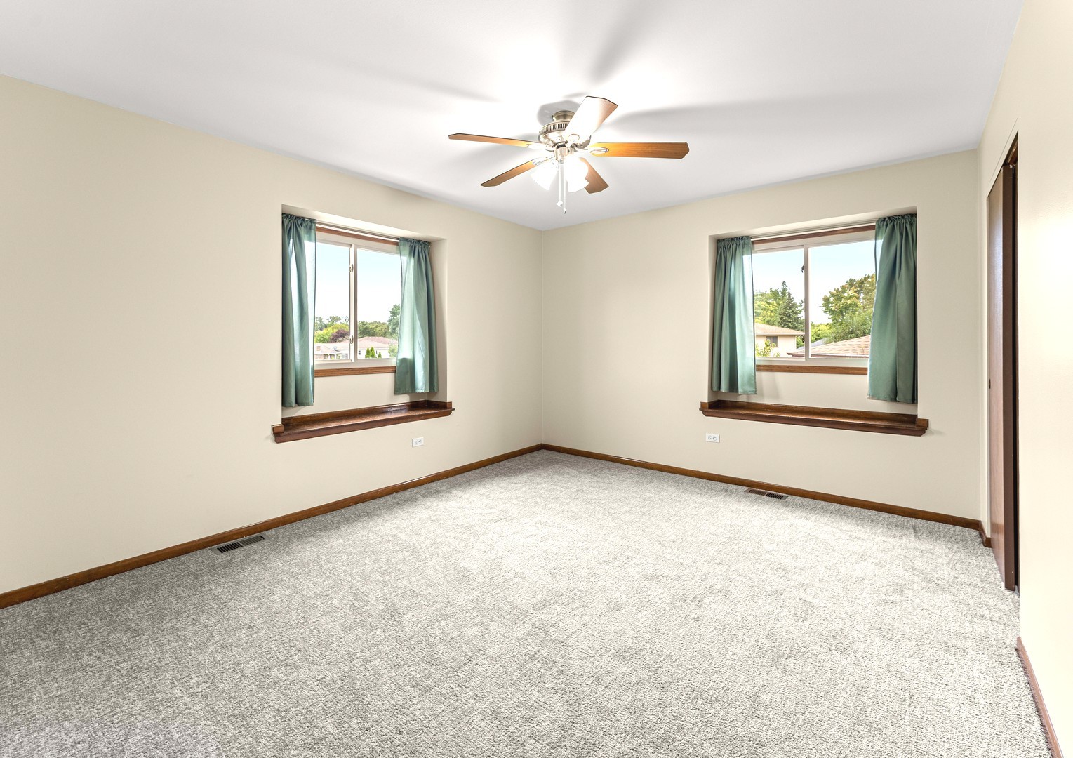 10926 Circle Court, Palos Hills, IL 60465