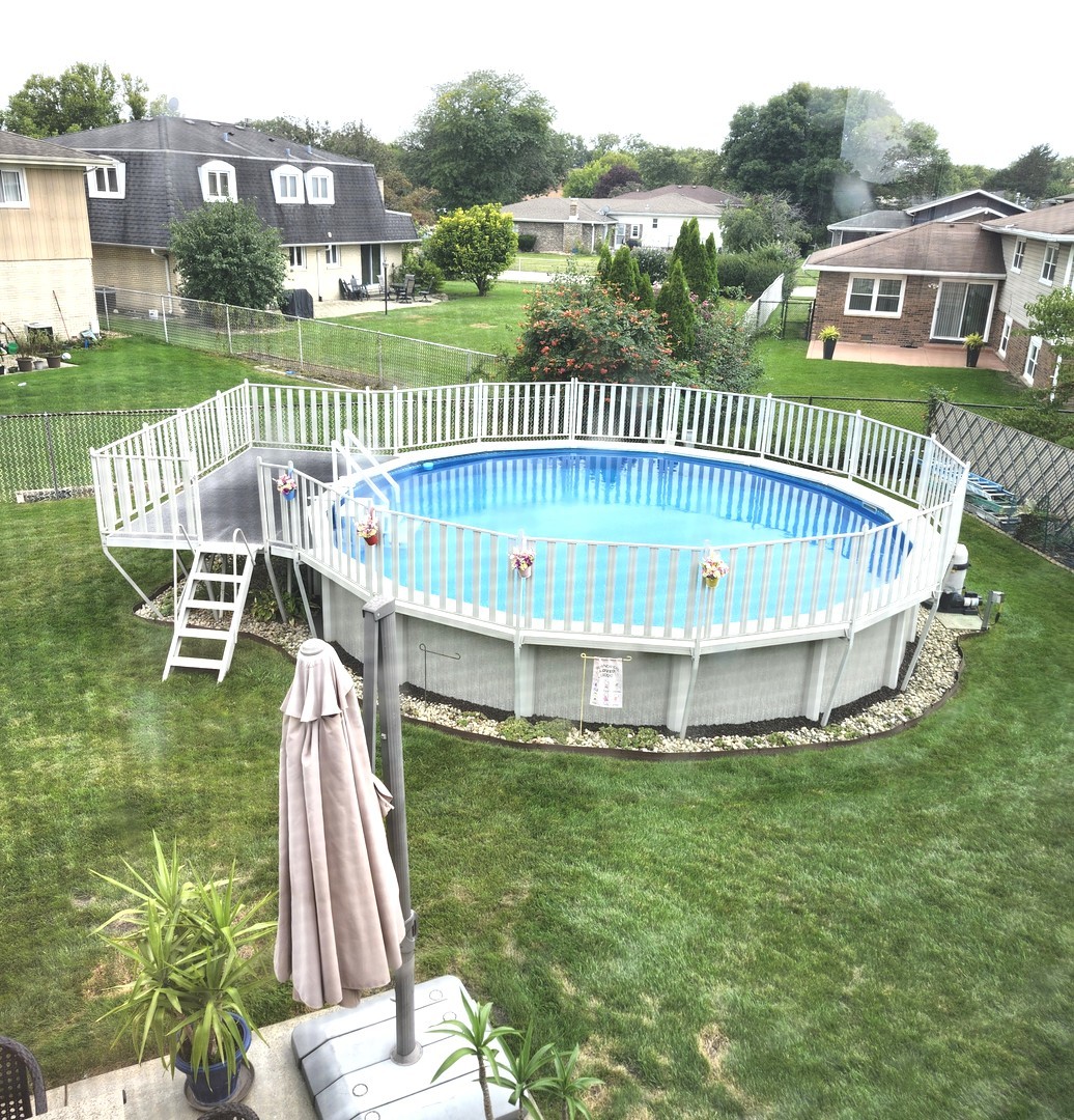 10926 Circle Court, Palos Hills, IL 60465