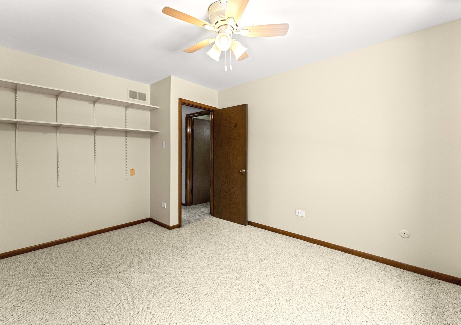 10926 Circle Court, Palos Hills, IL 60465